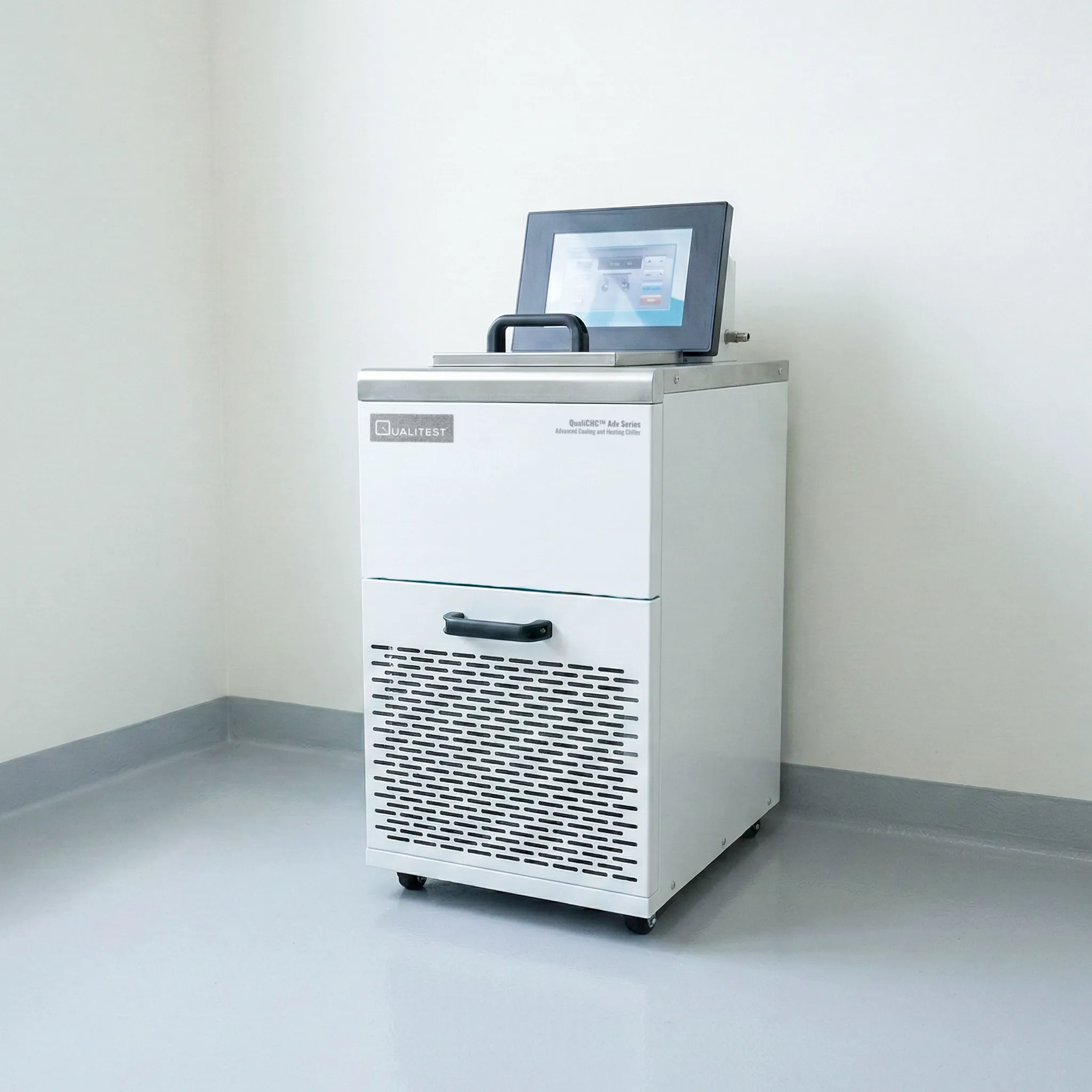 Advanced Cooling and Heating Chiller – QualiCHC™ Adv Series