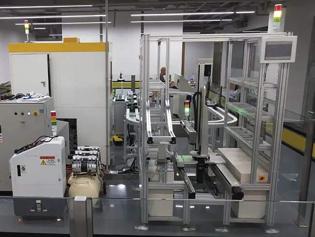 Computer Integrated Manufacturing Industry 4.0 System QualiFF01