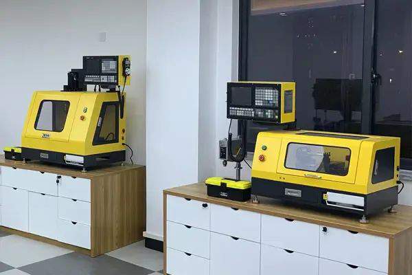 Mini CNC Sample Preparation Lathe – QualiLathe-140