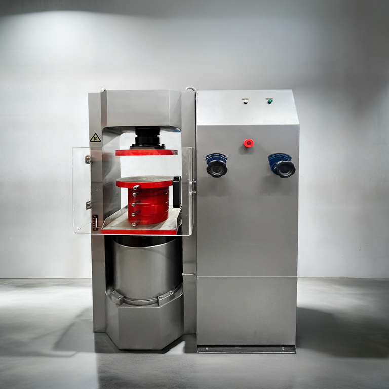 Concrete Compression Tester 1000 KN (225000 lb.f) - TT-CMT1000 Series Demo Unit