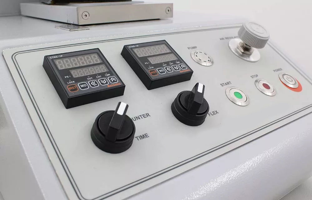 Universal Wear Abrasion Tester