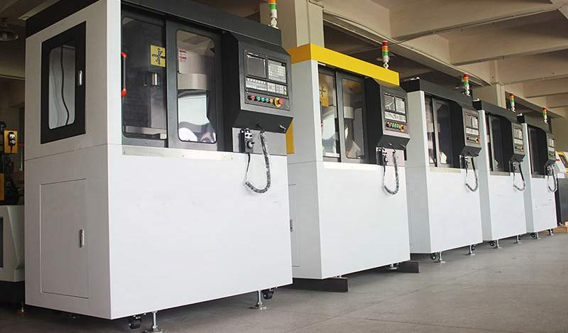 5 Axis CNC Machine – QualiCNC-300